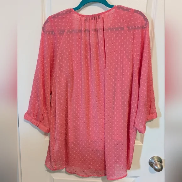 Apt. 9 Bright Pink Women's Top Plus Size 2X - Picture 2 of 6